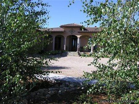 Alta Cresta Orchard & Inn Пасо Роблес Екстериор снимка